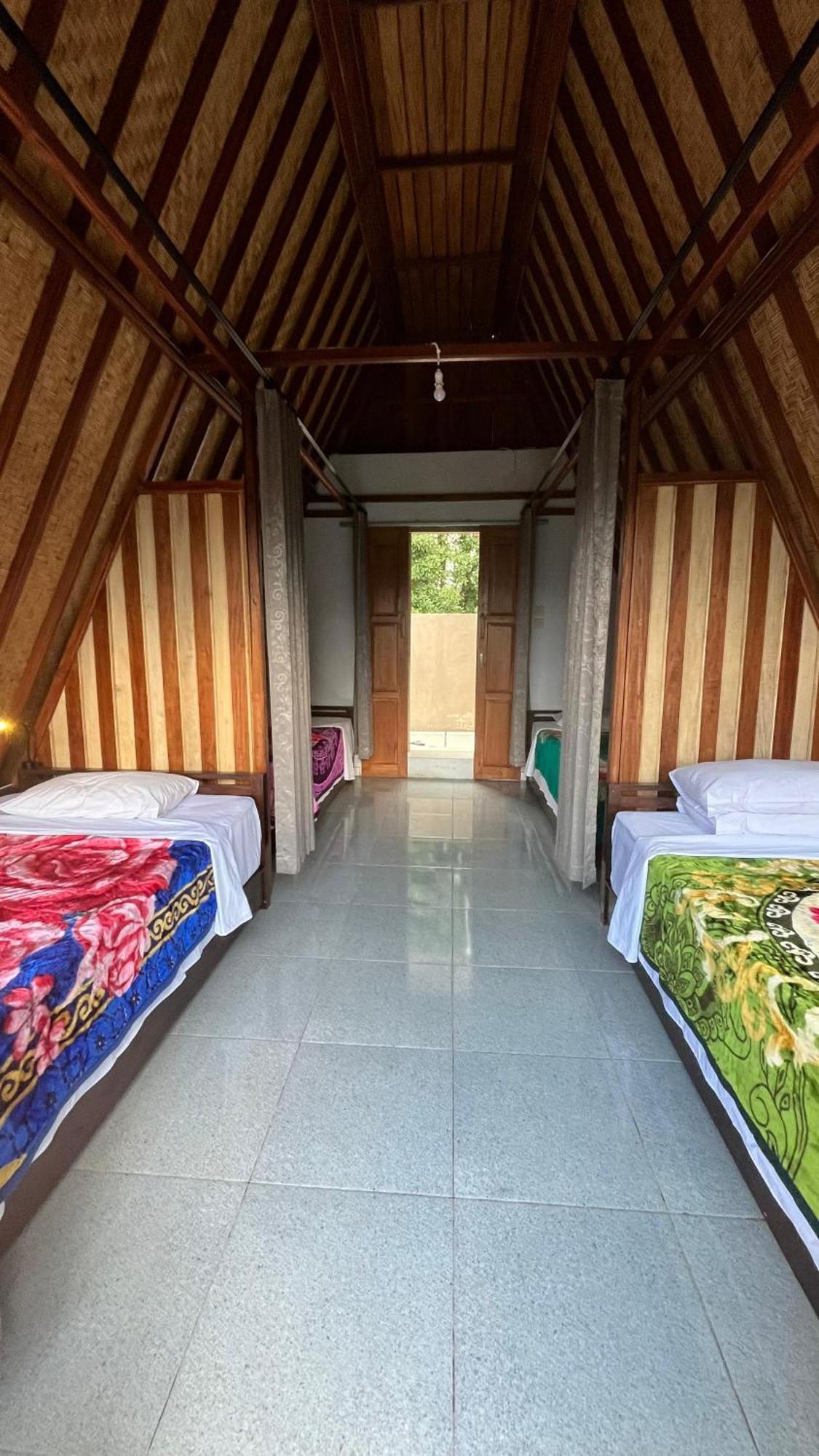 Puri Pilihani Hostel Munduk  Ngoại thất bức ảnh